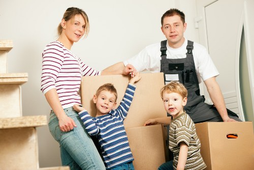 Local packing materials and boxes for homes and businesses in Tooting