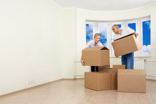 Booking process and customer responsibilities for movers